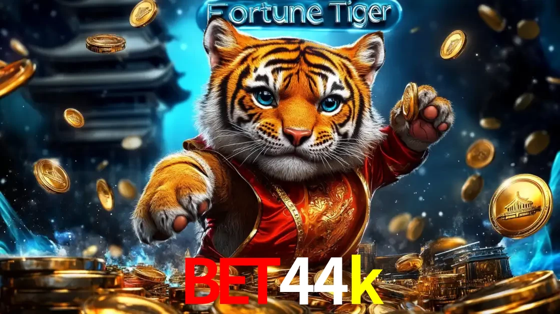 Imagem promocional do jogo de slot Fortune Tiger, com um tigre majestoso em traje tradicional cercado por uma fortuna em moedas de ouro, disponível agora no cassino bet44k.